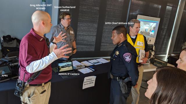 W2GMD & KK6RVE Explaining AREDN Mesh to SFPD Chief William Scott